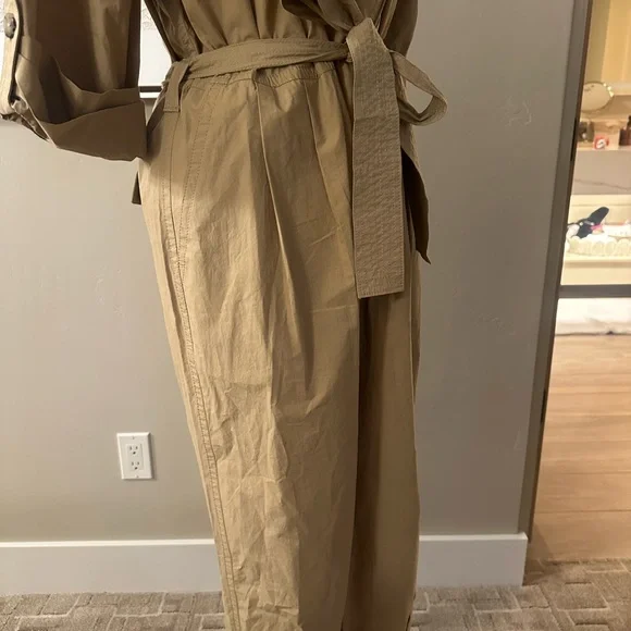 Banana Republic Beige Jumpsuit - Picture 11 of 14